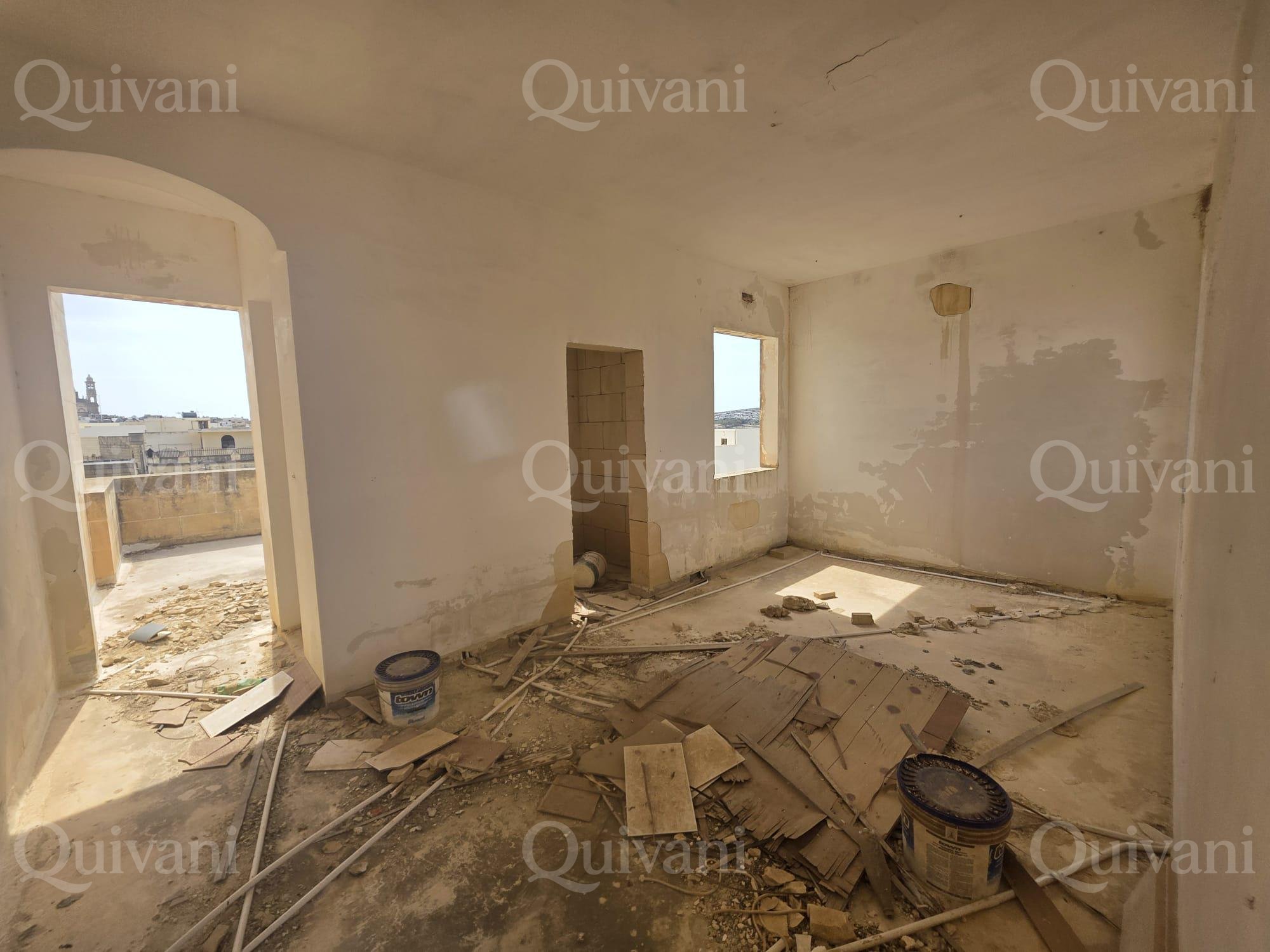 Xewkija, Semi- Finished Terraced House