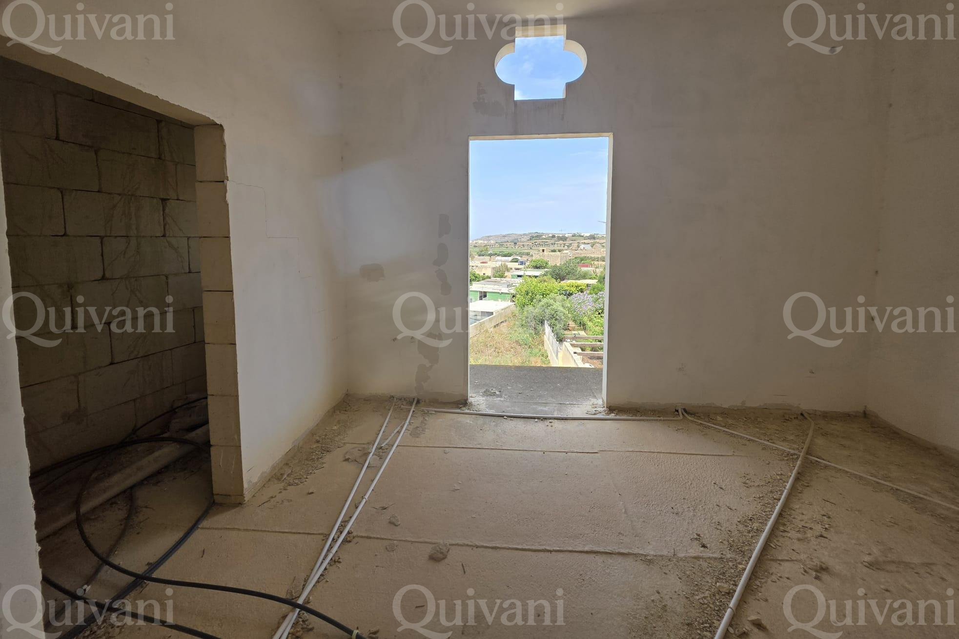 Xewkija, Semi- Finished Terraced House
