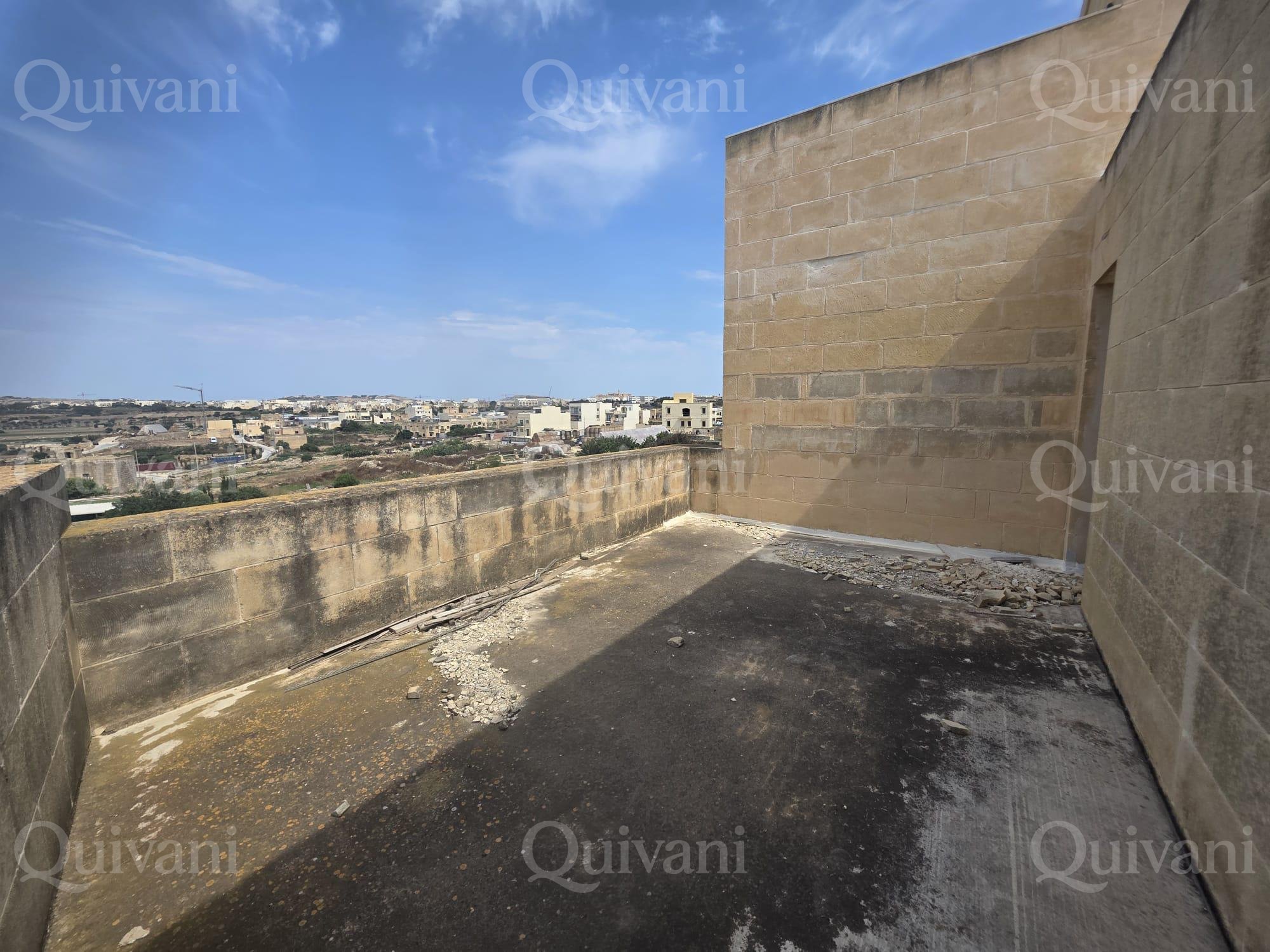 Xewkija, Semi- Finished Terraced House