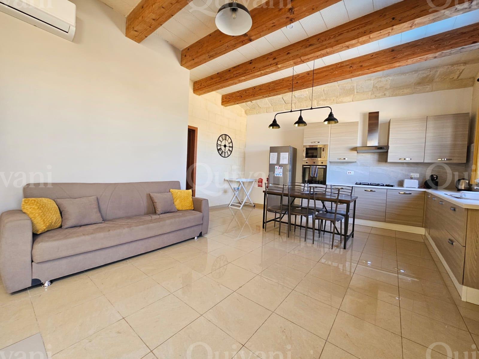 Xagħra, Charming House of Character with Private Pool (UCA)