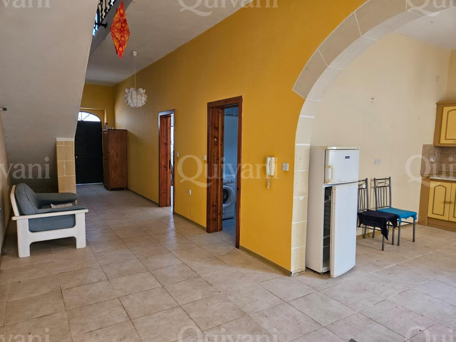 Gharb, Terraced House with Garage, Backyard & Terrace