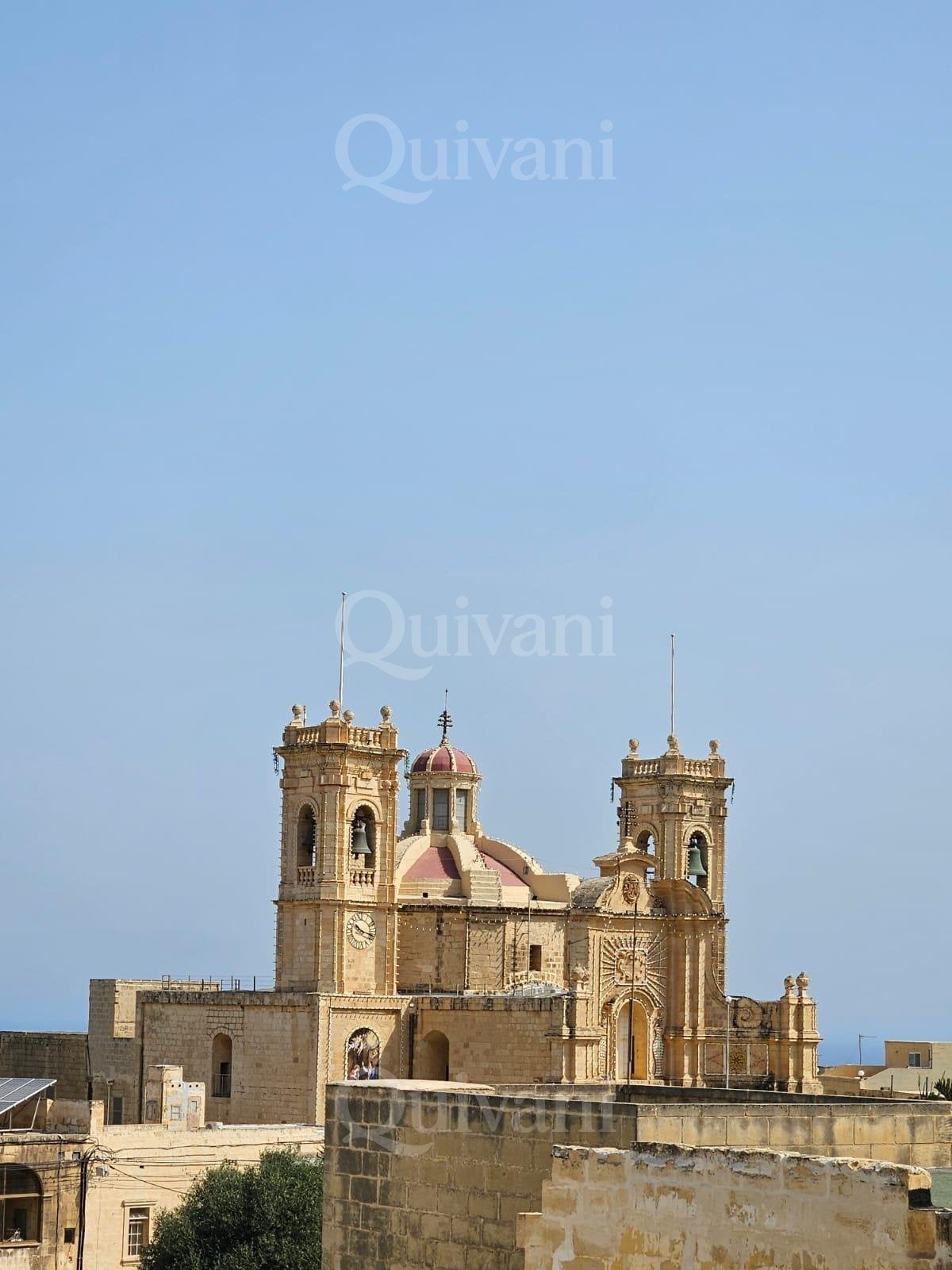 Gharb, Terraced House with Garage, Backyard & Terrace