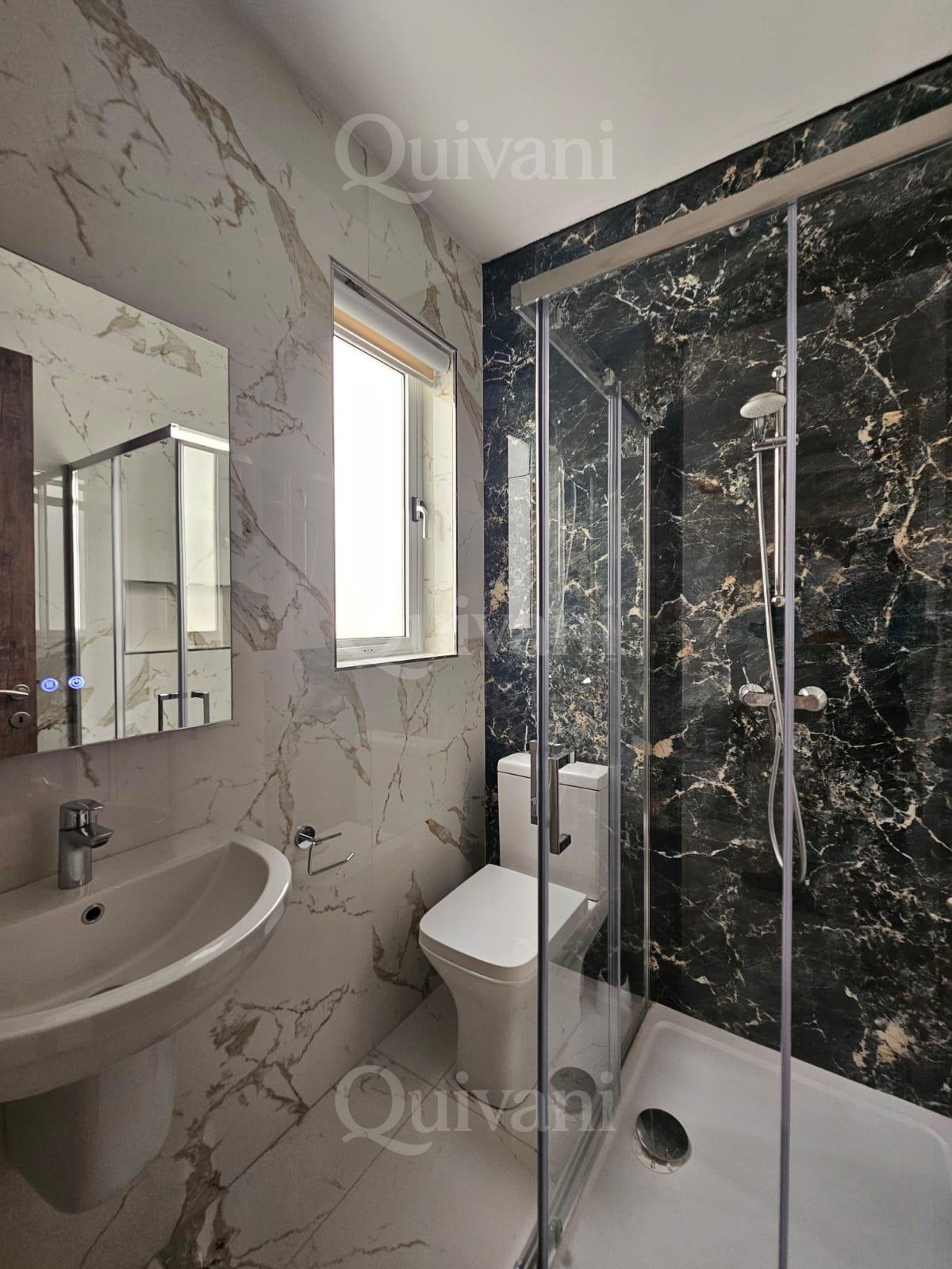 Sannat, Modern 3-Bedroom Penthouse with Panoramic Views, Airspace & Pool