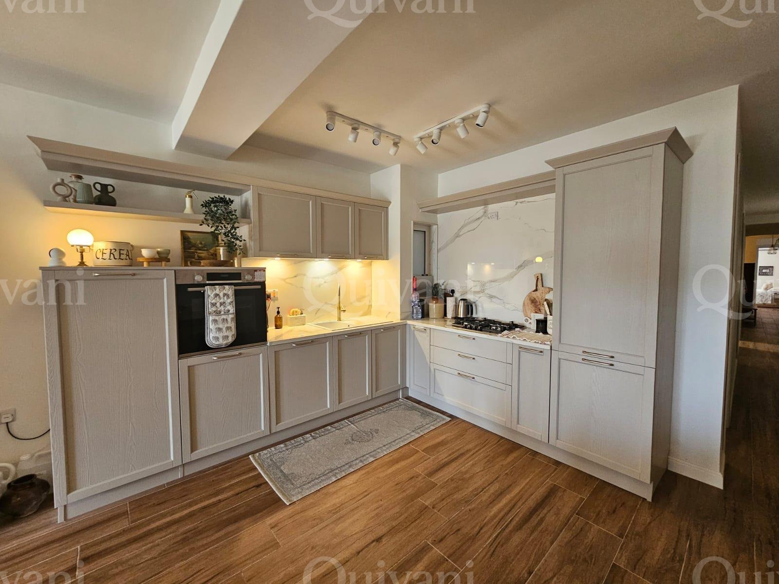 Qala, Designer-Finished 3-Bedroom Apartment with Communal Pool