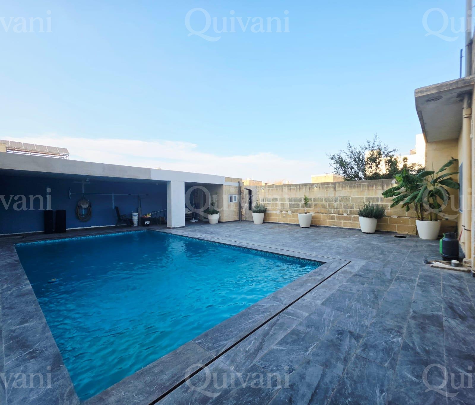 Sannat, Terraced House