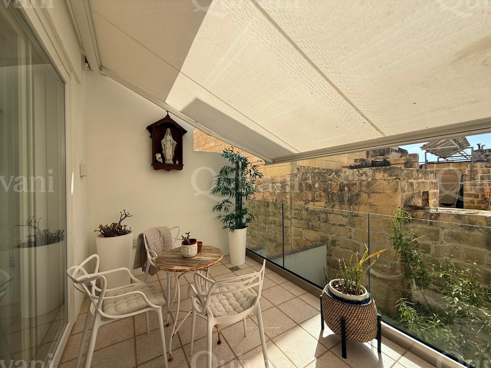 Fontana, Furnished Terraced House