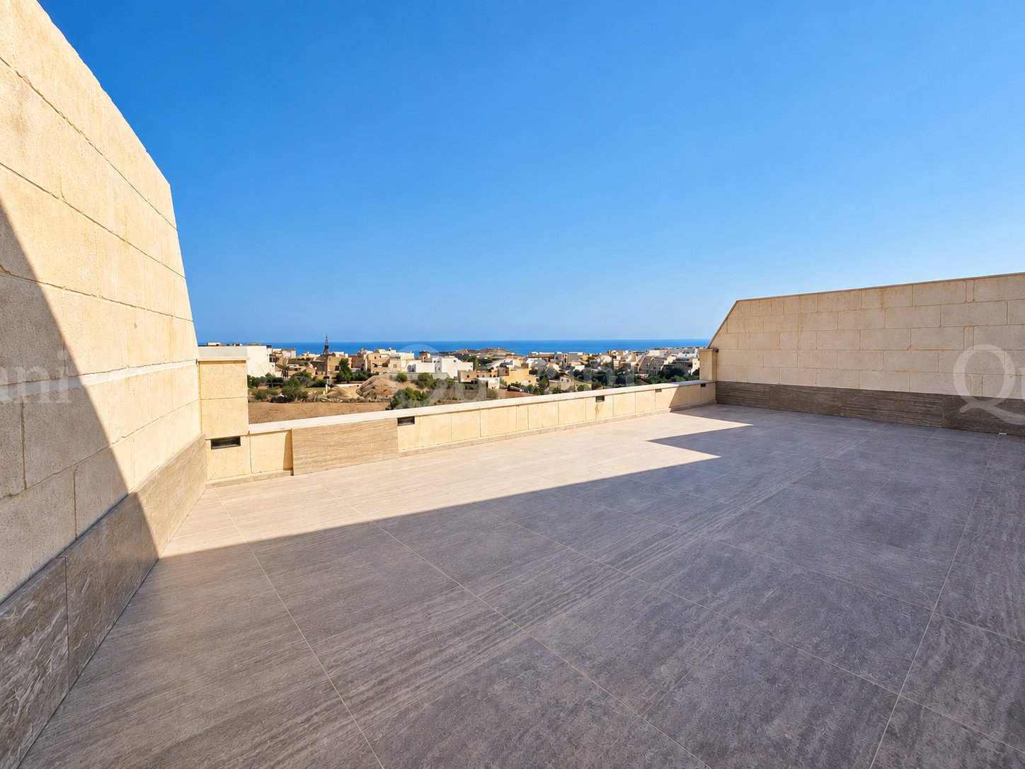 Xaghra, Luxury Finished 230sqm Penthouse with ODZ Views, Land, Pool & Airspace