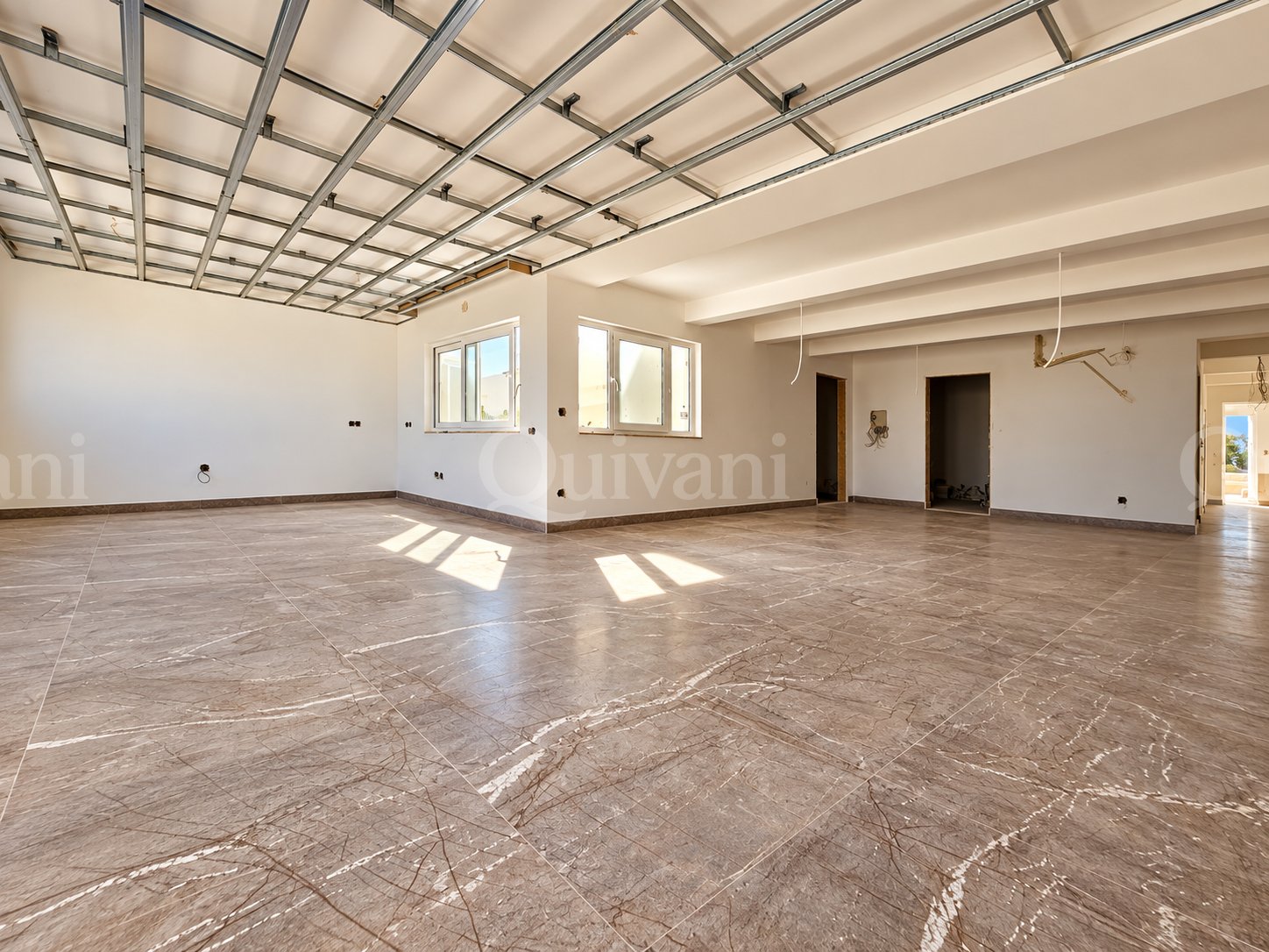 Xaghra, Luxury Finished 230sqm Penthouse with ODZ Views, Land, Pool & Airspace