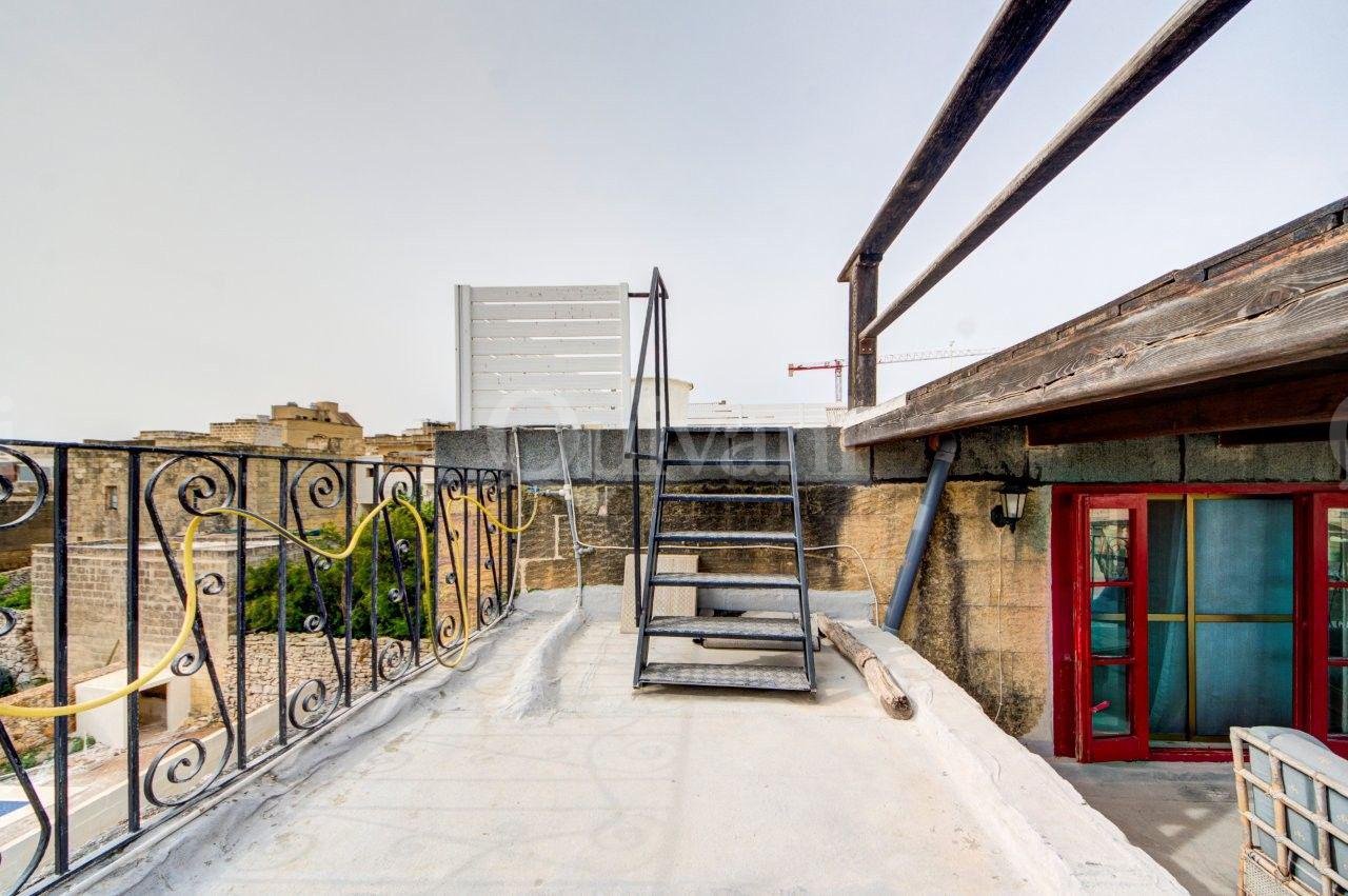 Sannat, Converted Farmhouse