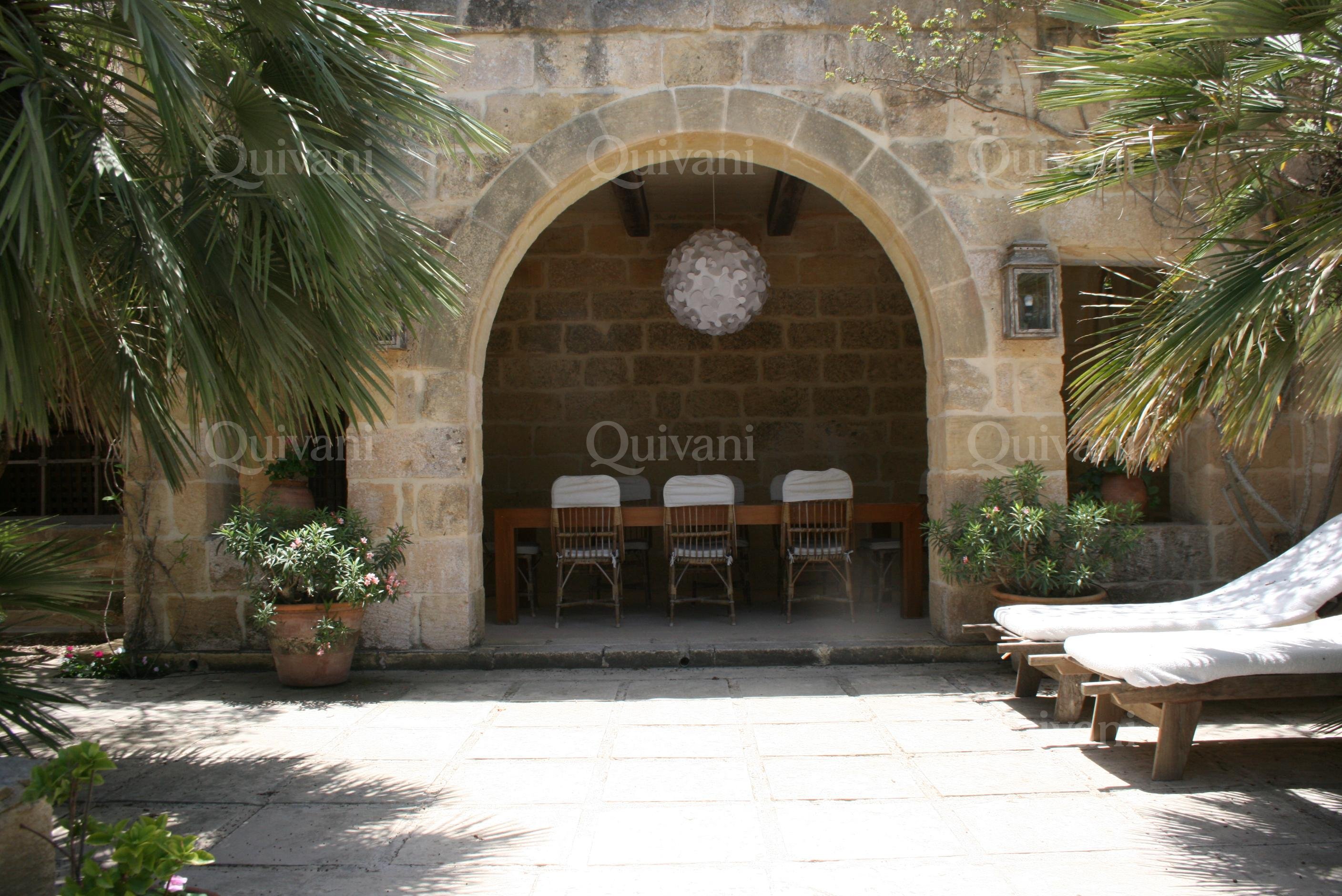 Gharb, Converted Farmhouse