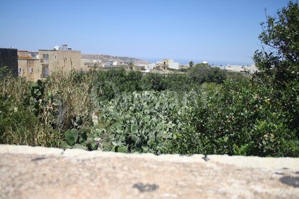 Xaghra, Unconverted Farmhouse