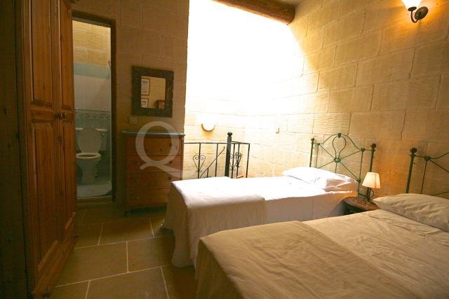 Xaghra, Furnished House of Character