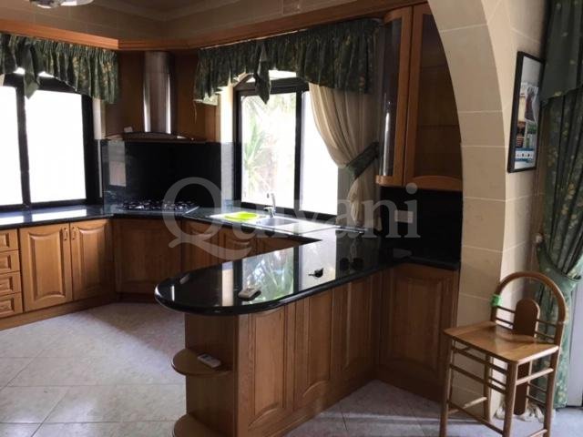 Xewkija, Furnished Terraced House