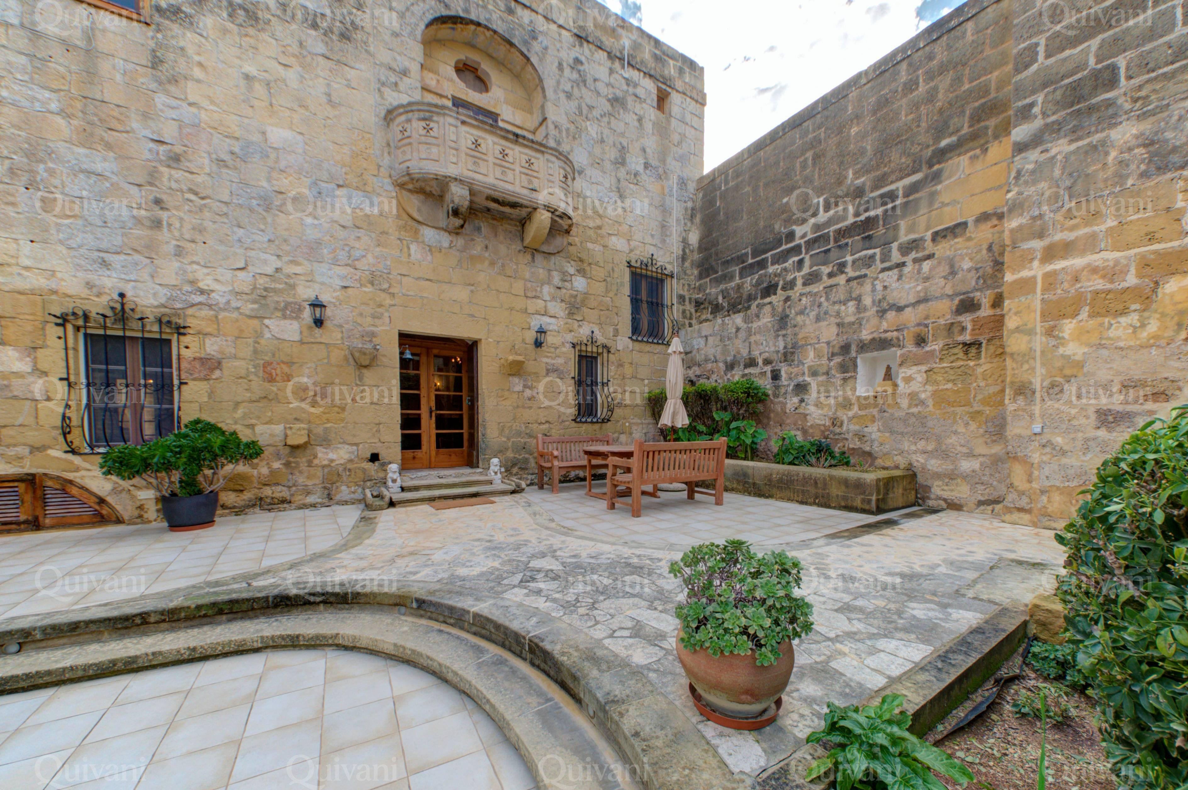 Santa Lucija (Gozo), Furnished House of Character