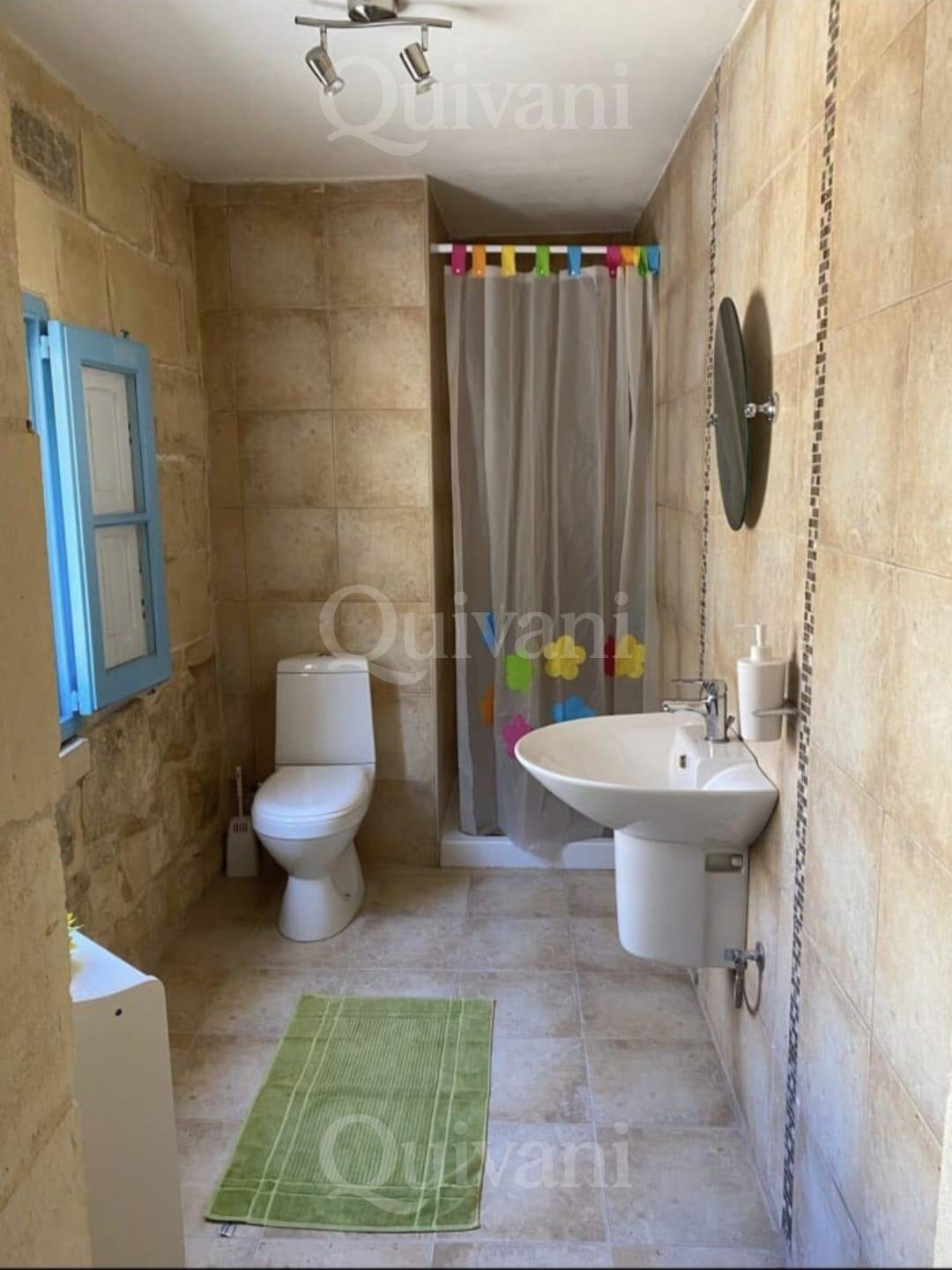 Ghajnsielem, Furnished House of Character