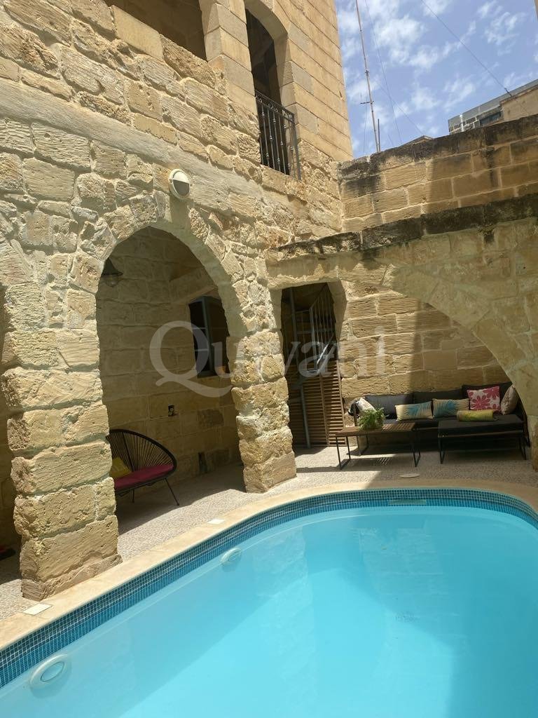 Ghajnsielem, Furnished House of Character