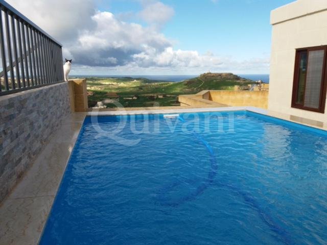 Zebbug (Gozo), Furnished House of Character