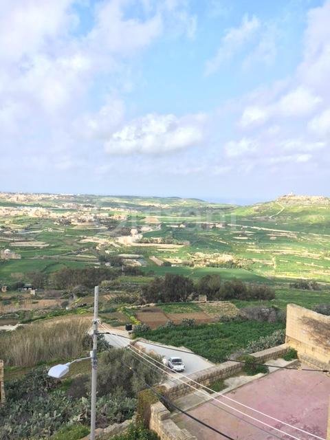 Zebbug (Gozo), Furnished House of Character