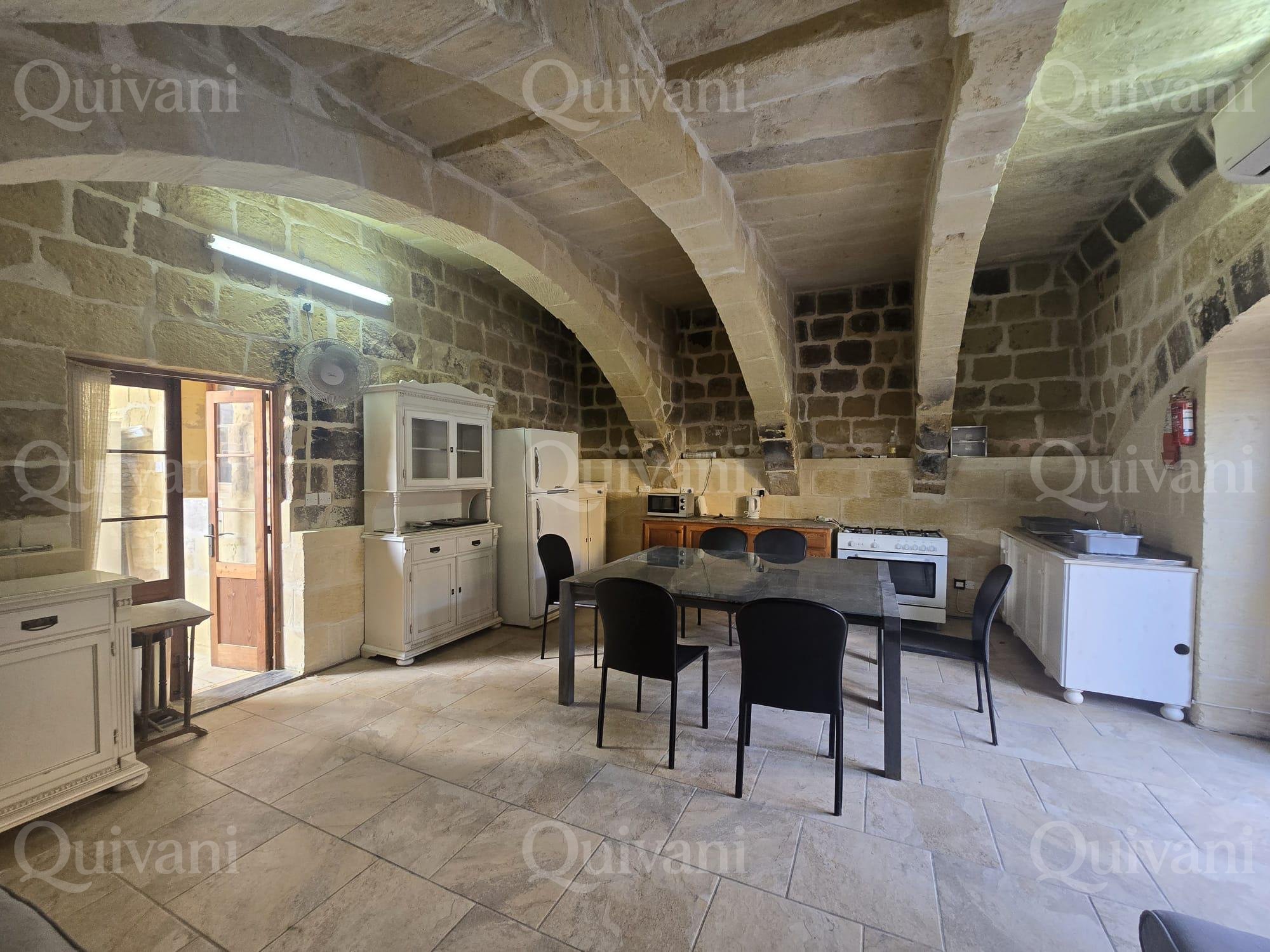San Lawrenz, Furnished Farmhouse