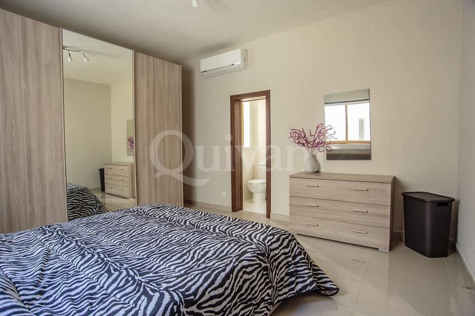 Victoria, Furnished Apartment
