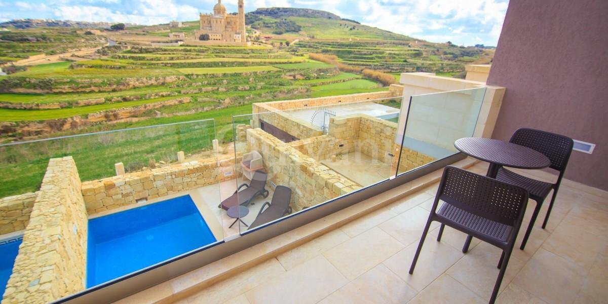 Gharb, Furnished House of Character