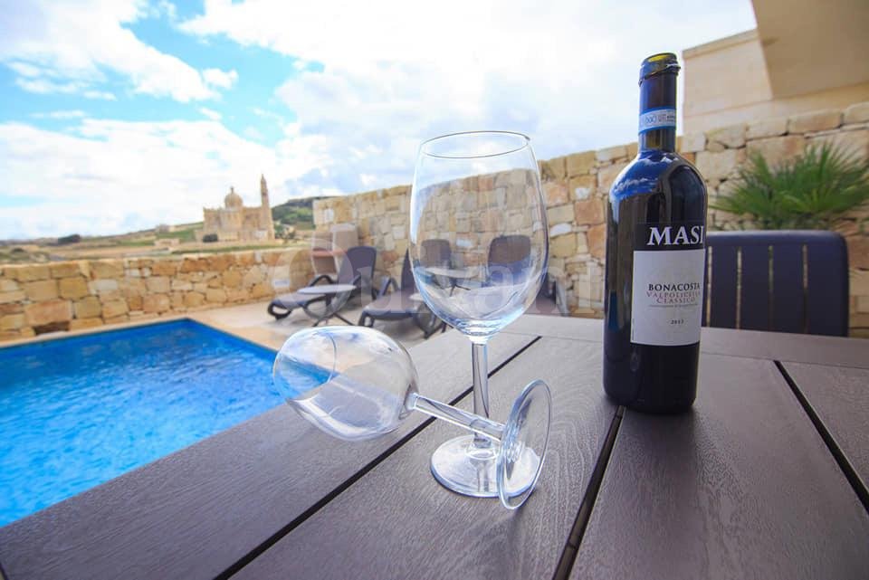 Gharb, Furnished House of Character