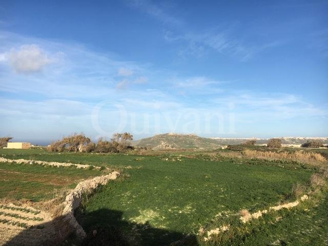 Gharb, Finished Farmhouse