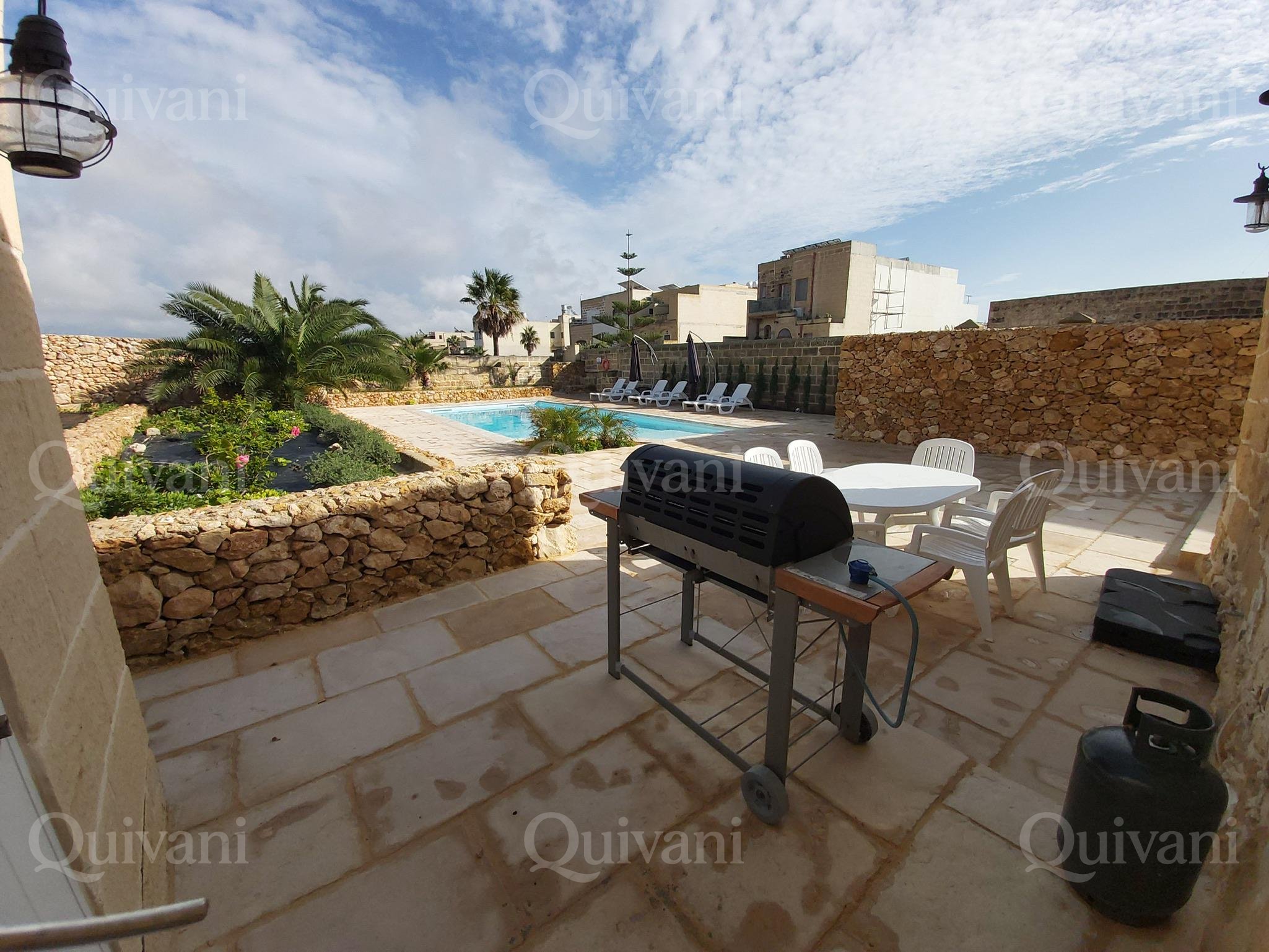Gharb, Finished Farmhouse