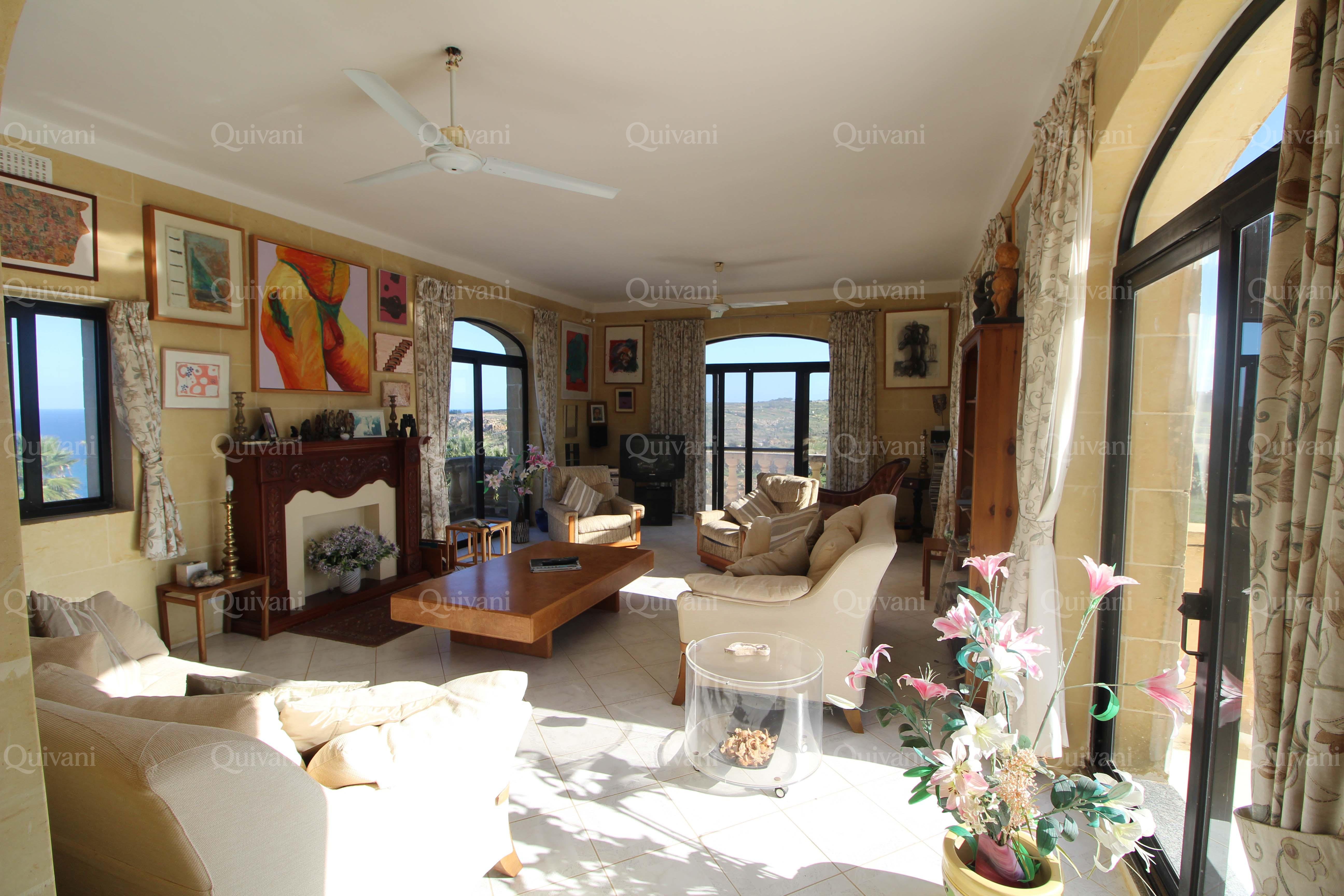 Xaghra, Finished Villa