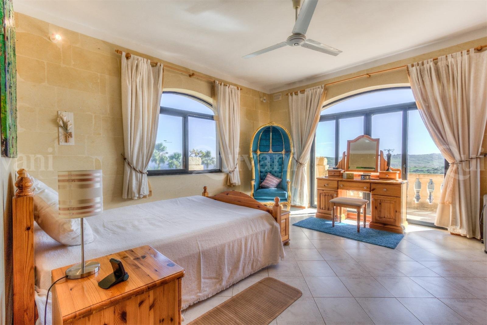 Xaghra, Finished Villa