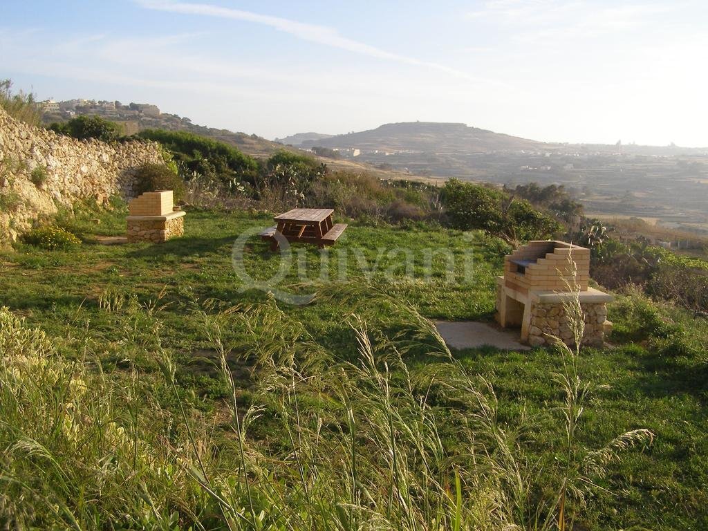 Hal Saghtrija, Furnished Apartment