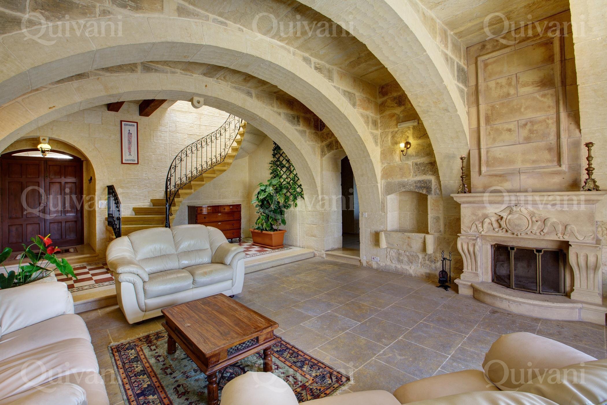 Xaghra, Furnished House of Character