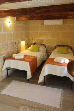 Qala, Furnished House of Character