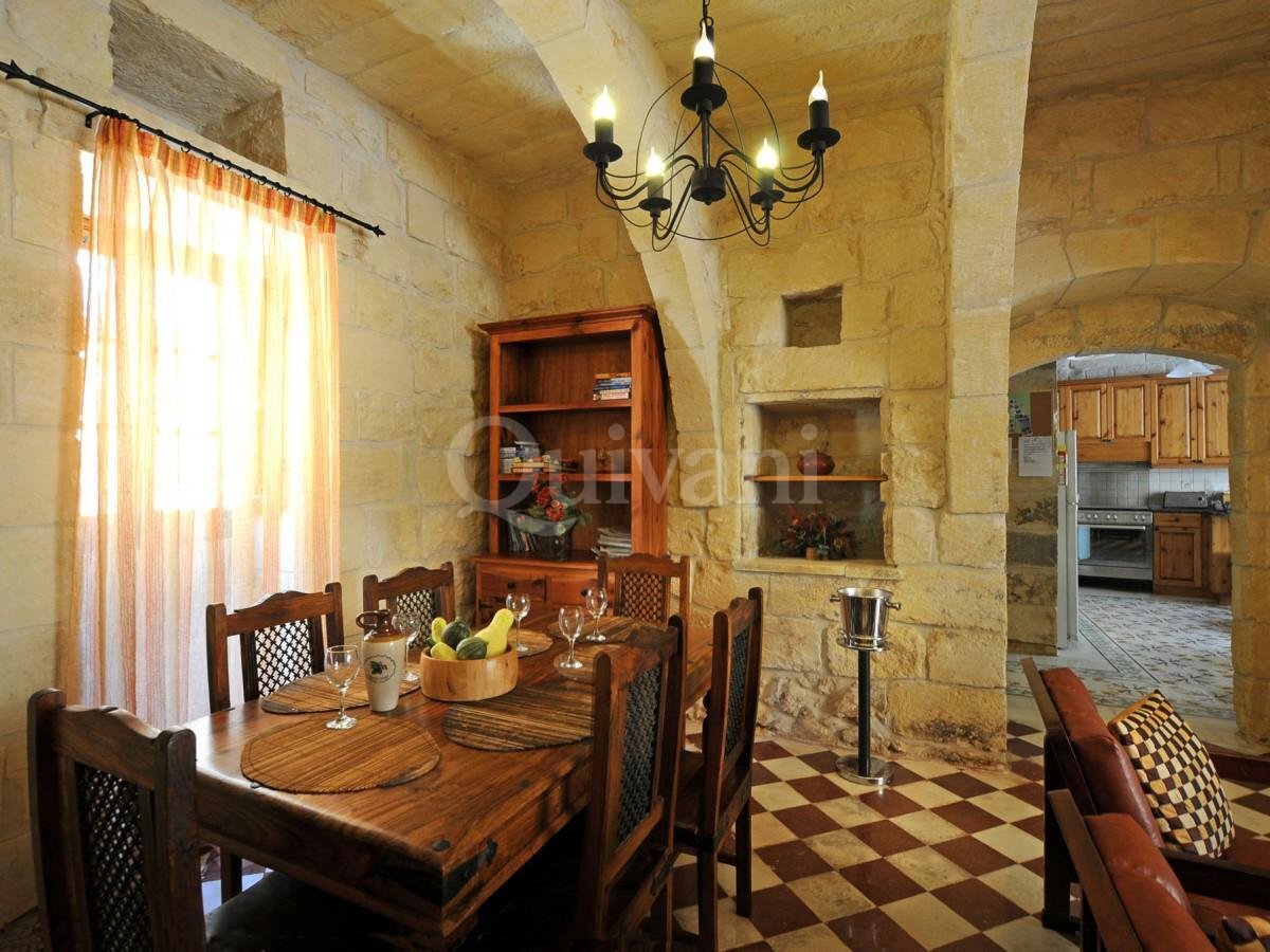 Ghajnsielem, Furnished Farmhouse