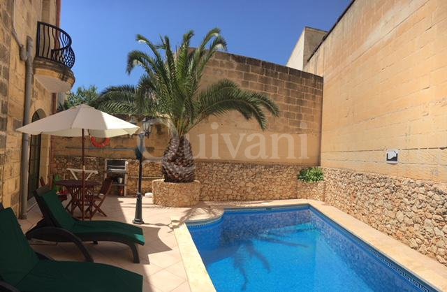 Ghajnsielem, Furnished Farmhouse