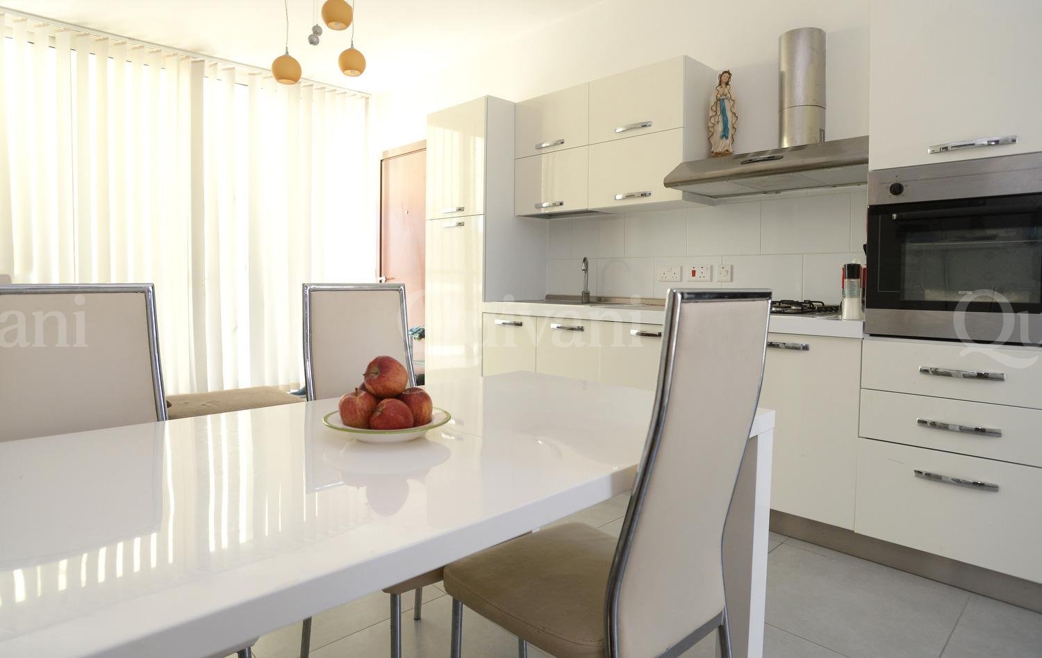 Marsalforn, Furnished Penthouse