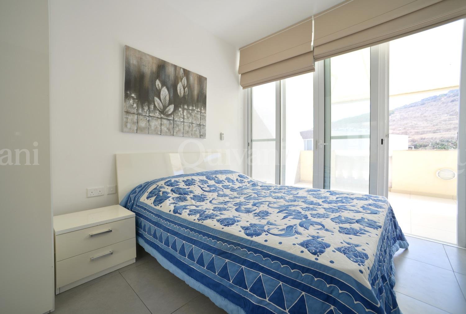 Marsalforn, Furnished Penthouse