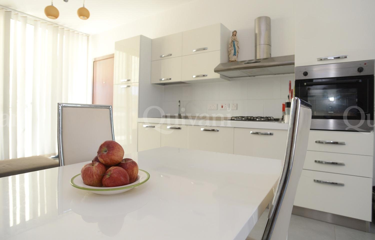 Marsalforn, Furnished Penthouse