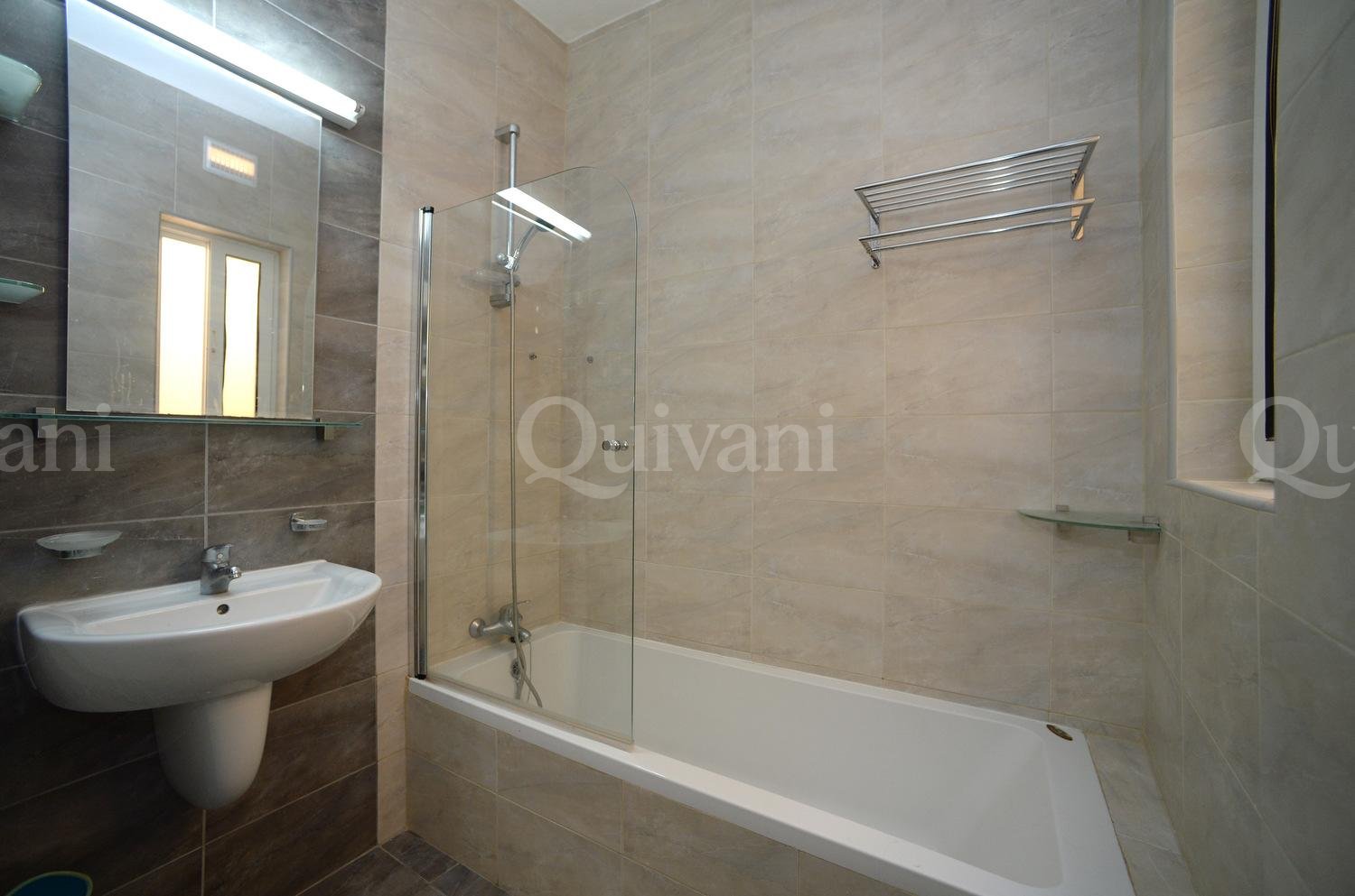 Marsalforn, Furnished Penthouse
