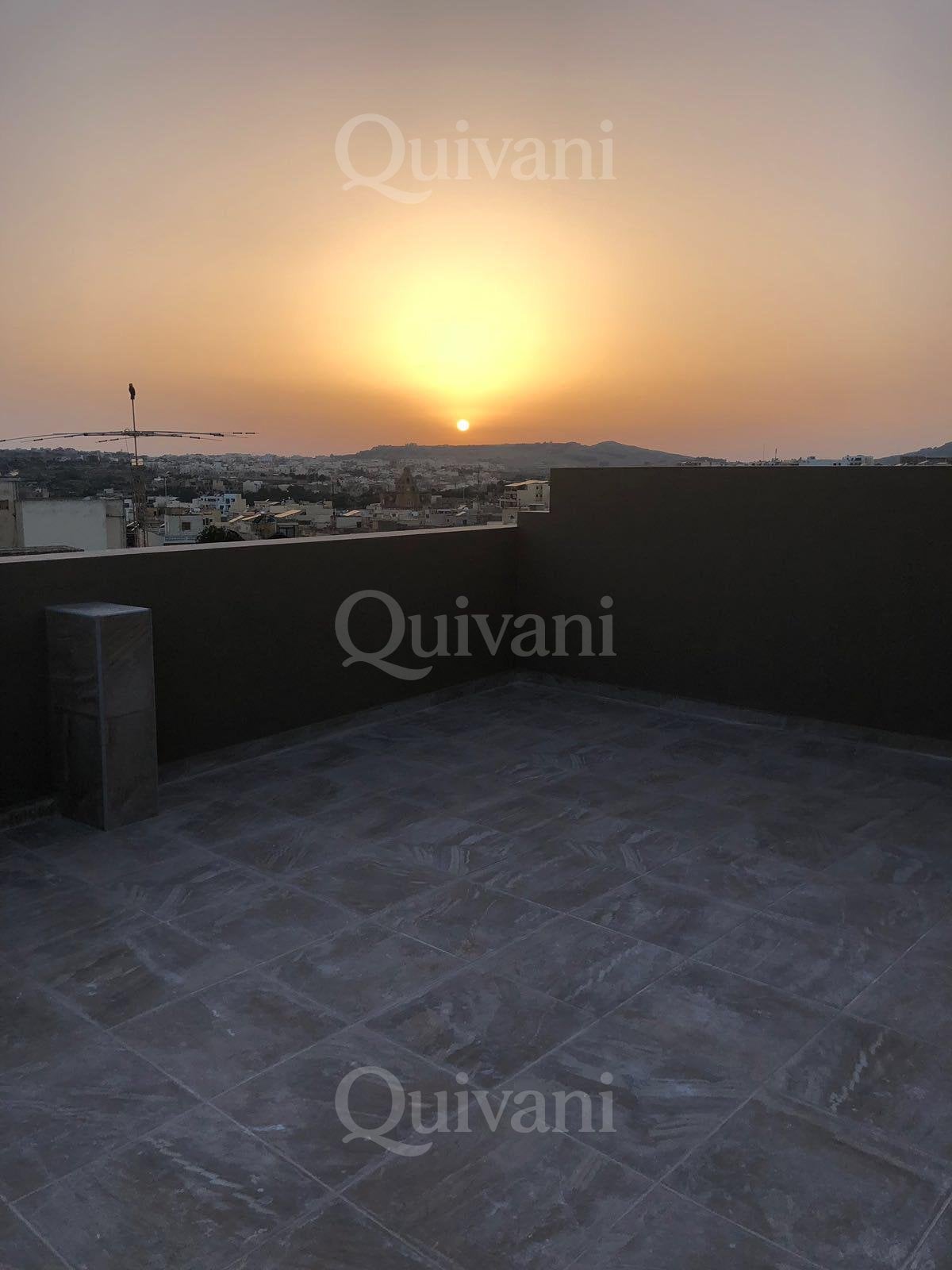 Victoria, Furnished Penthouse