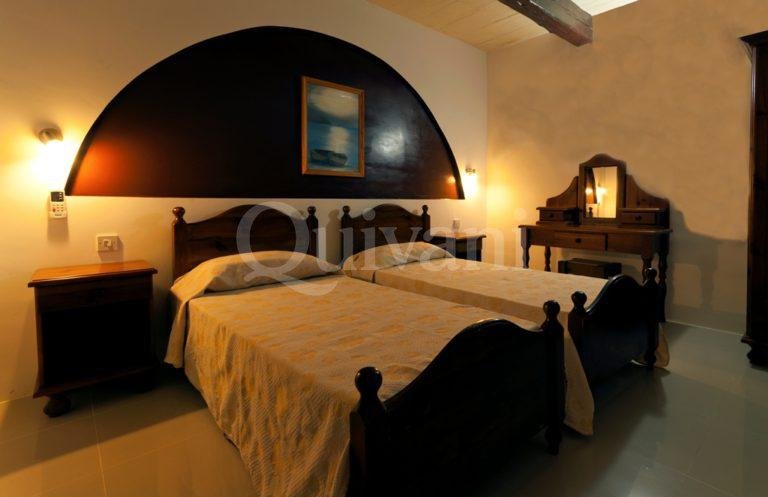 Xaghra, Furnished House of Character