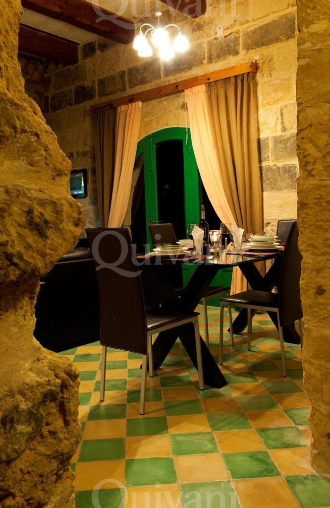 Xaghra, Furnished House of Character