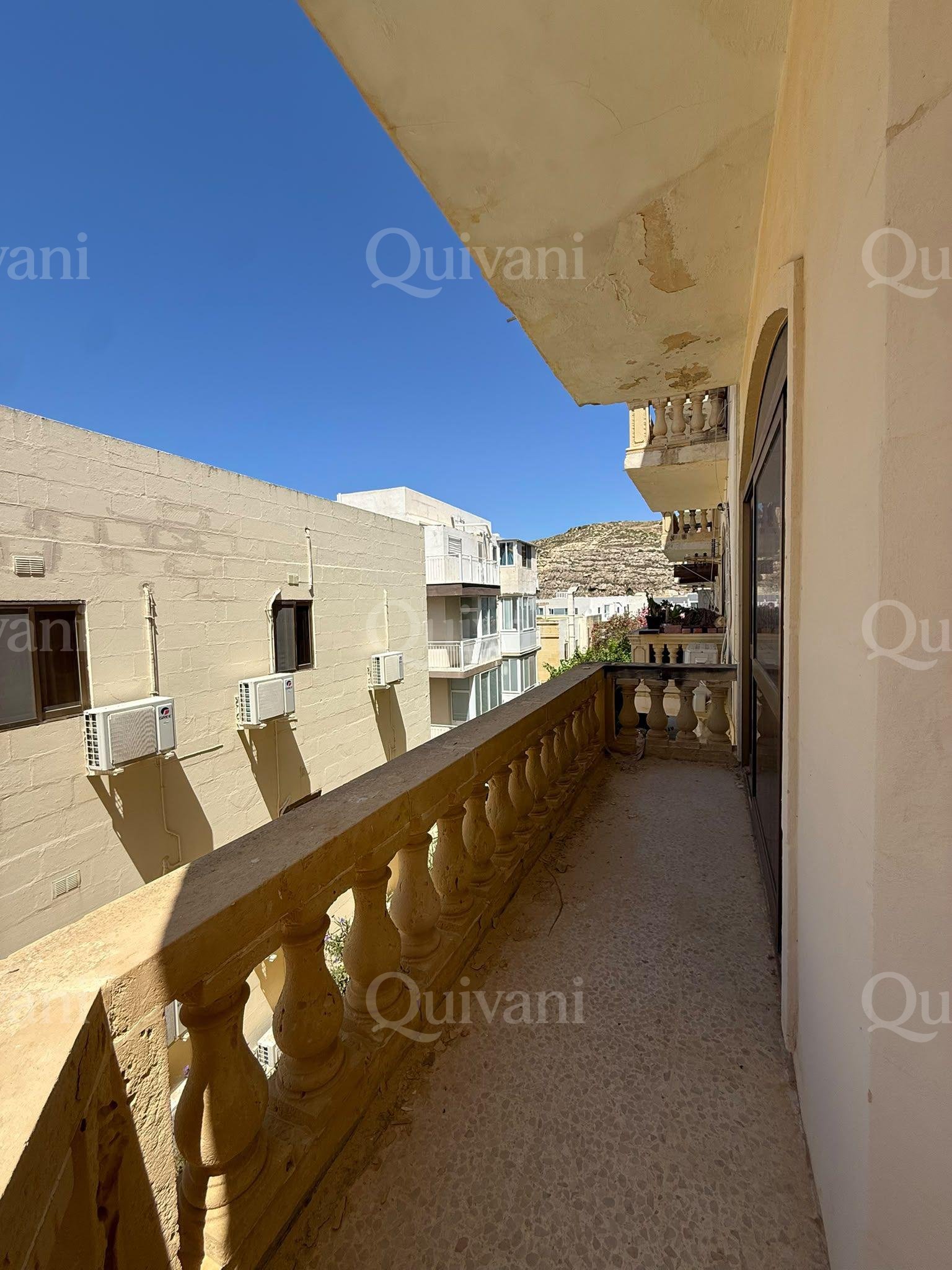 Xlendi, Furnished Apartment