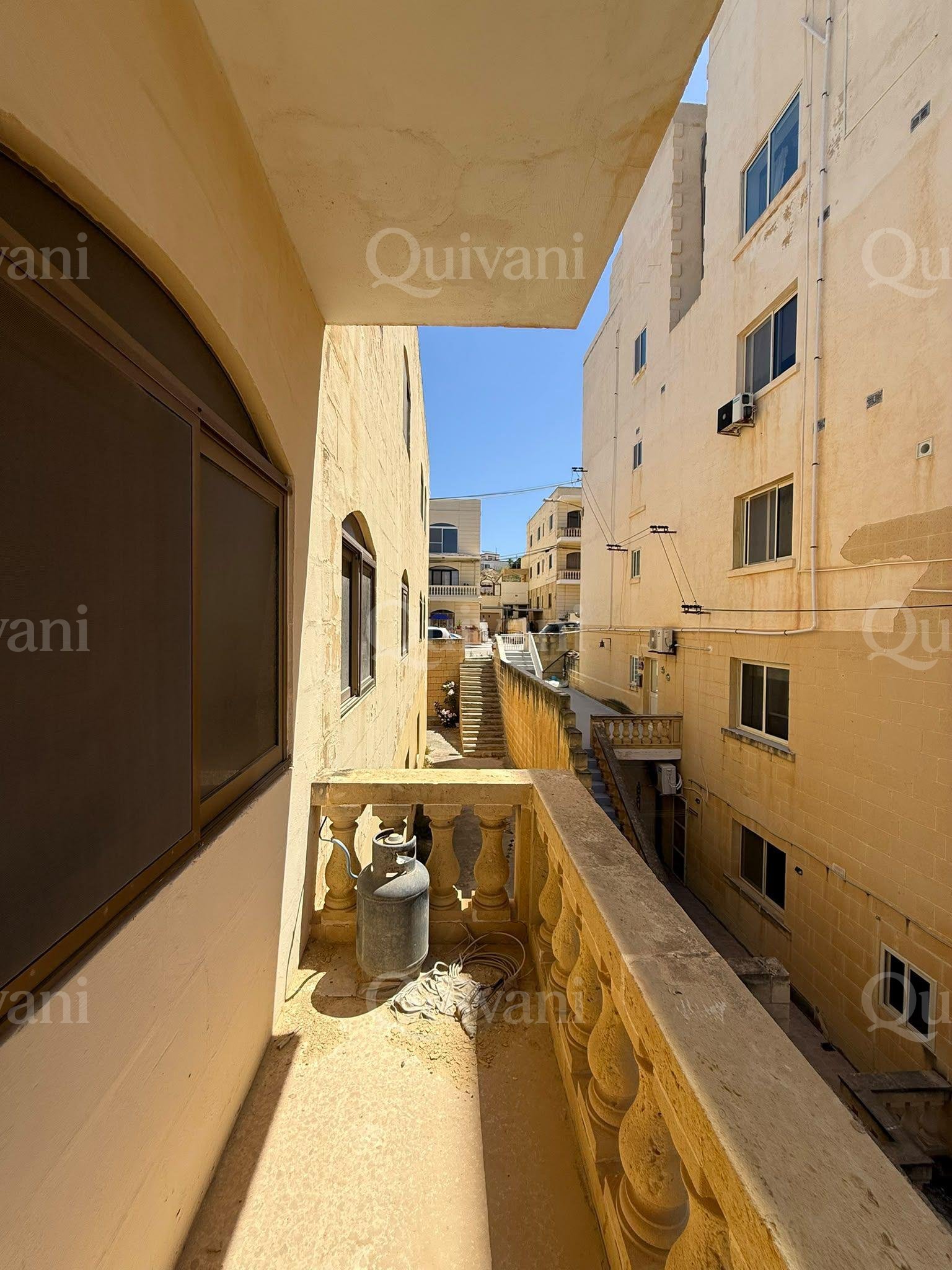 Xlendi, Furnished Apartment