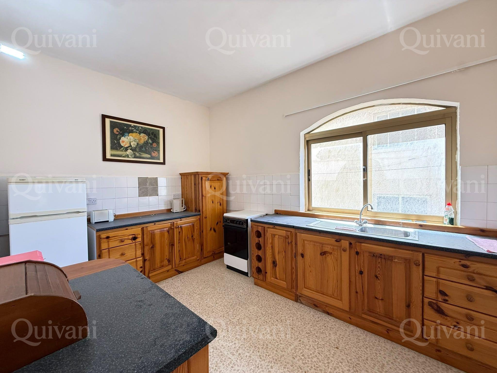 Xlendi, Furnished Apartment