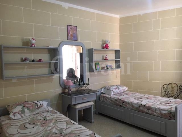 Marsalforn, Furnished Apartment