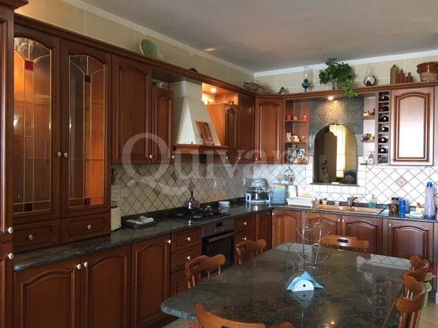 Marsalforn, Furnished Apartment
