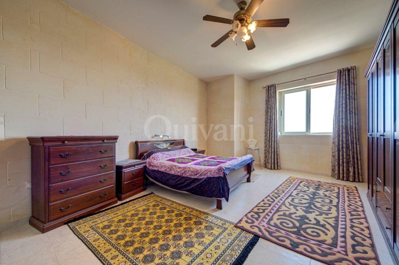Xaghra, Furnished Apartment