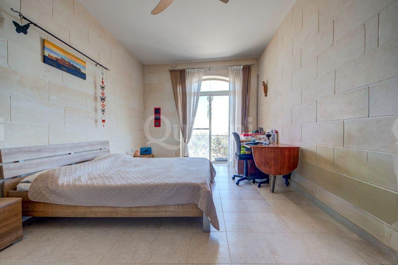 Xaghra, Furnished Apartment