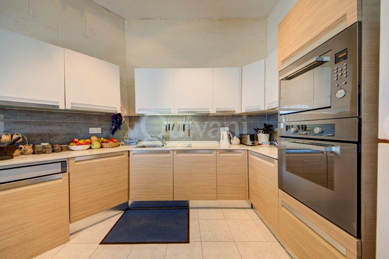 Xaghra, Furnished Apartment